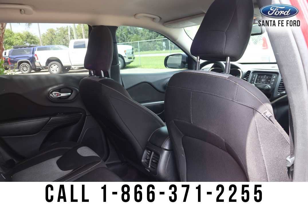 2016 Jeep Cherokee Altitude