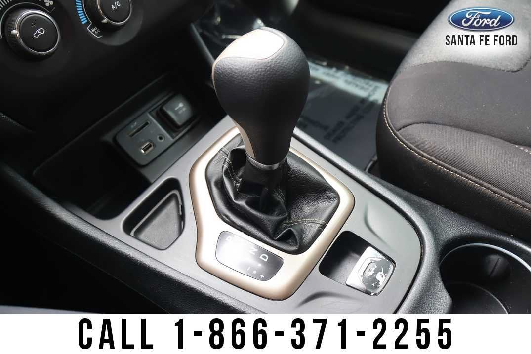 2016 Jeep Cherokee Altitude