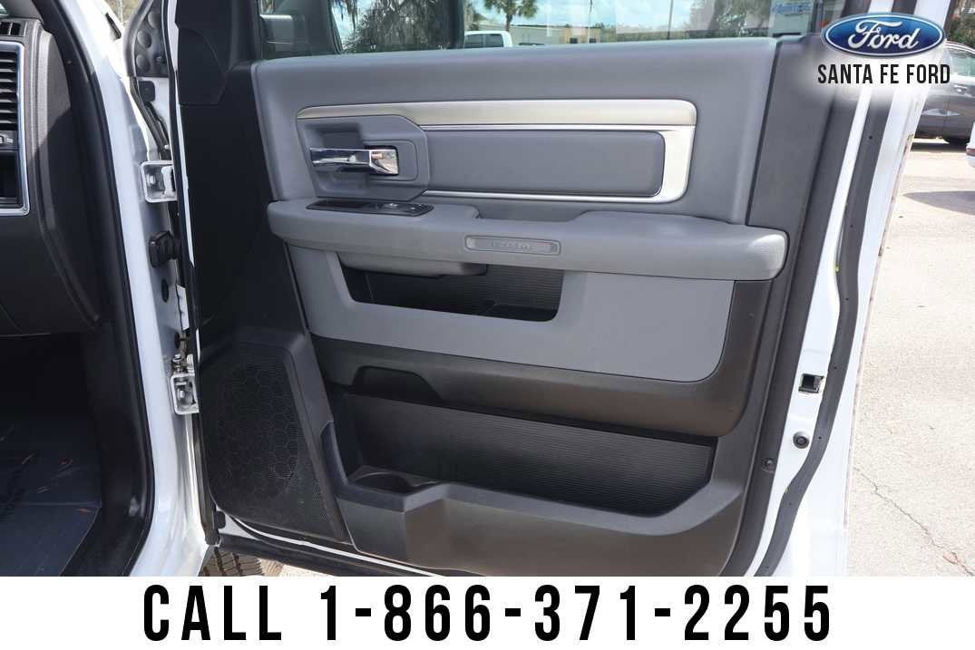 2019 RAM 1500 Classic SLT