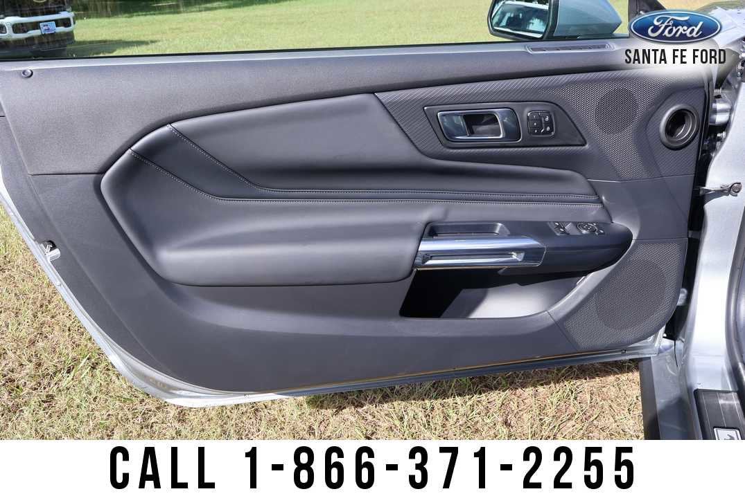 2025 Ford Mustang EcoBoost Premium