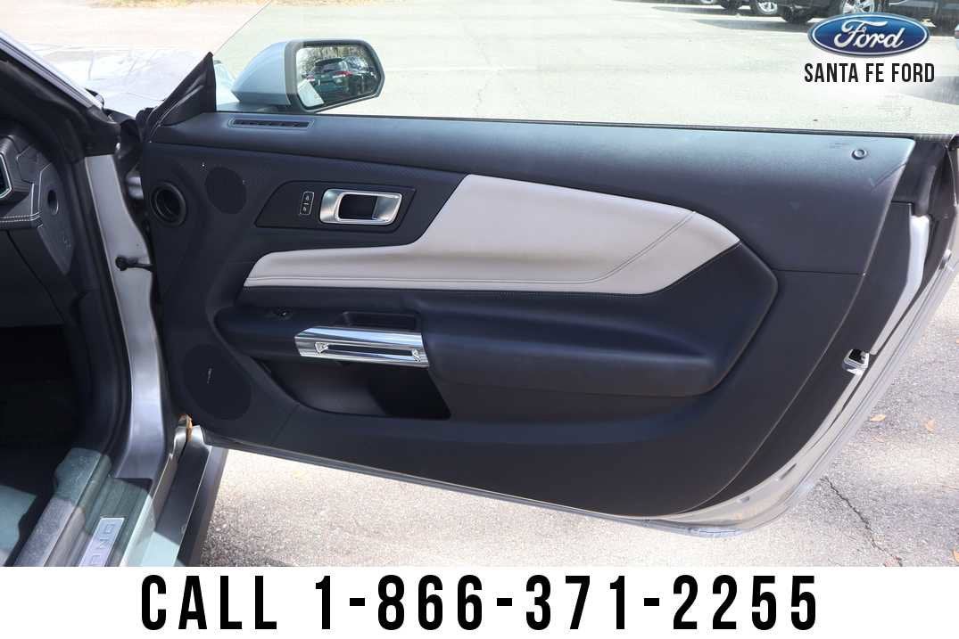 2024 Ford Mustang Premium