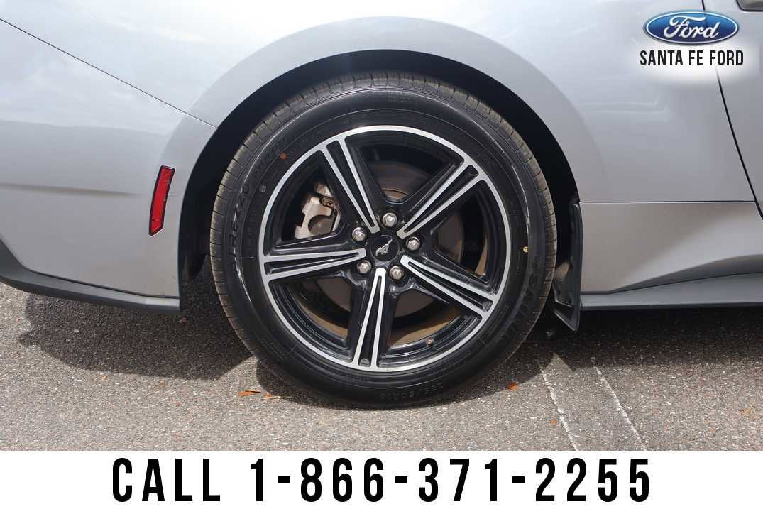 2024 Ford Mustang Premium