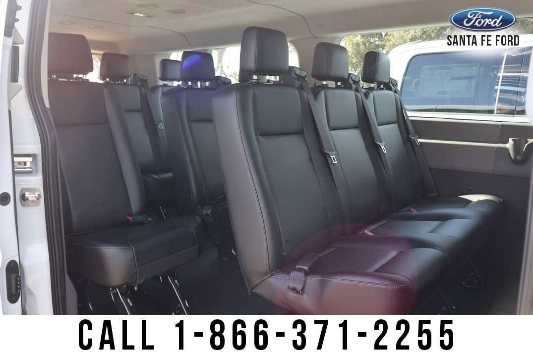 2026 Ford Transit Passenger Wagon Base