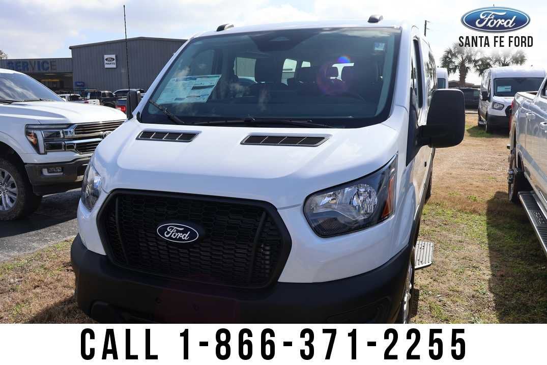 2026 Ford Transit Passenger Wagon Base