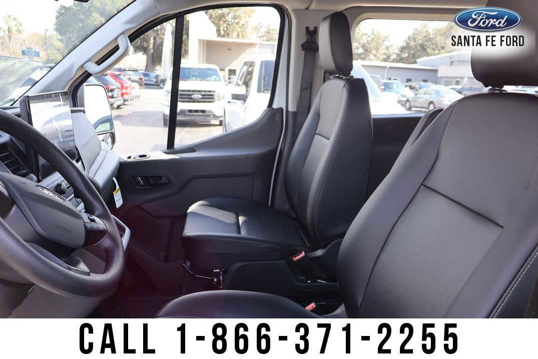 2026 Ford Transit Passenger Wagon Base