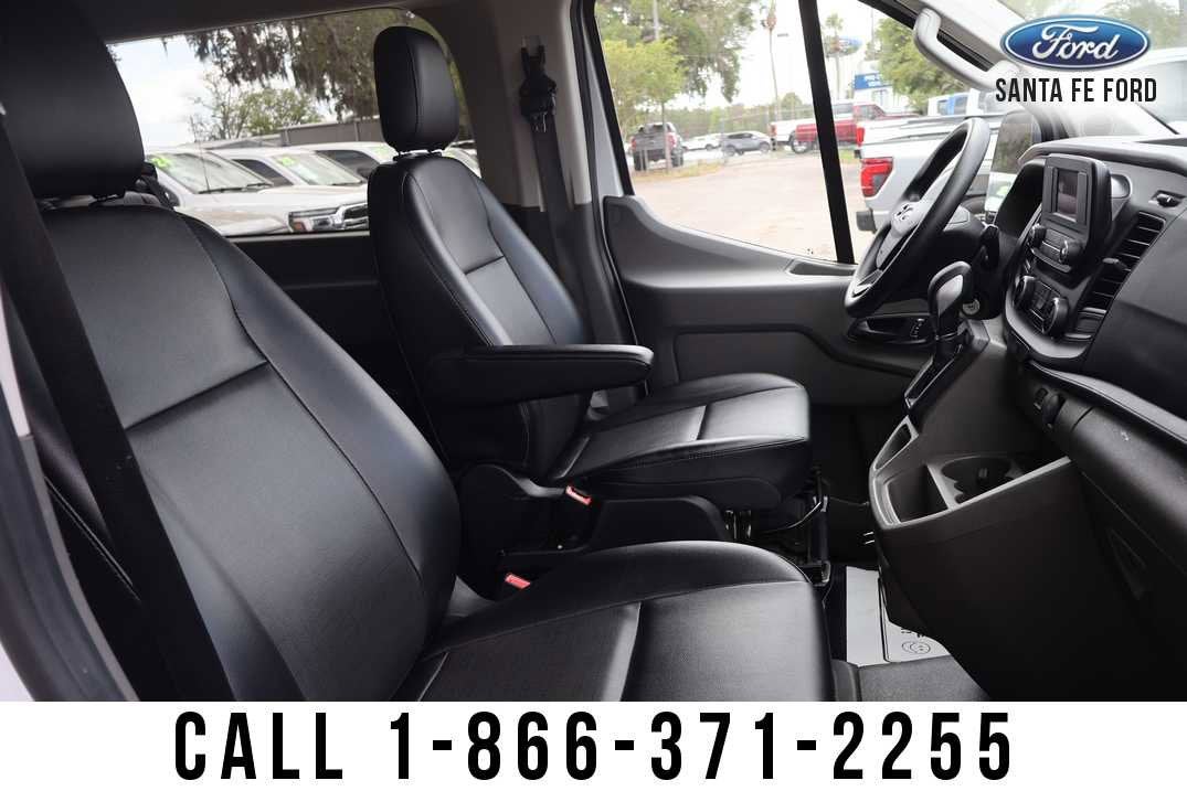 2024 Ford Transit Passenger Wagon XL