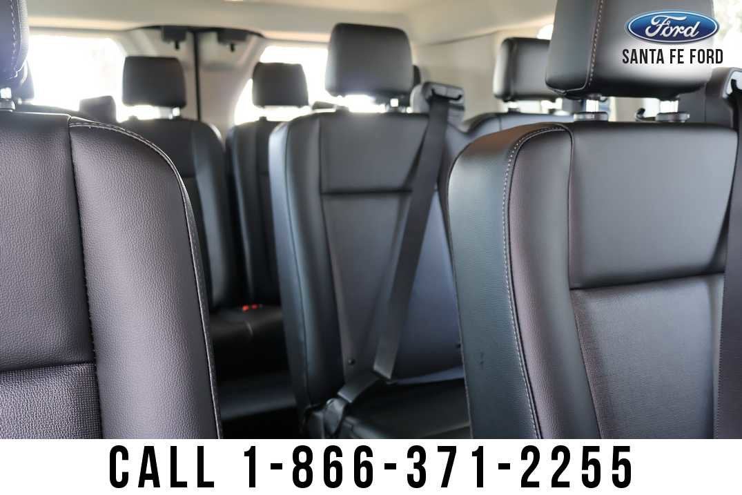 2026 Ford Transit Passenger Wagon Base