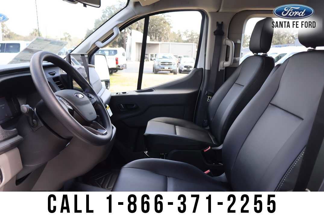 2026 Ford Transit Passenger Wagon Base