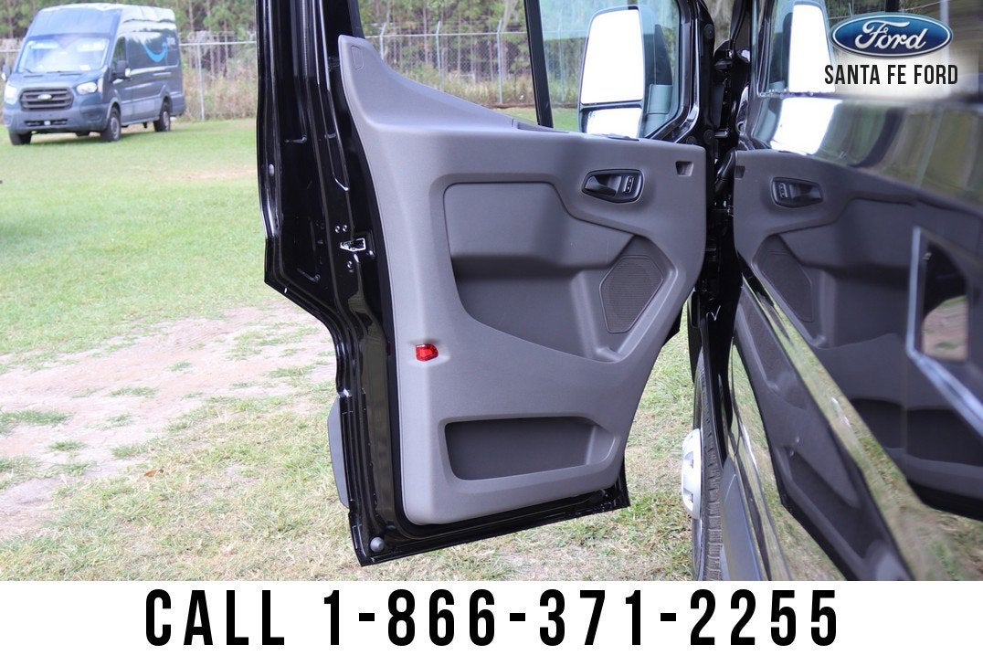 2024 Ford Transit Passenger Wagon Base