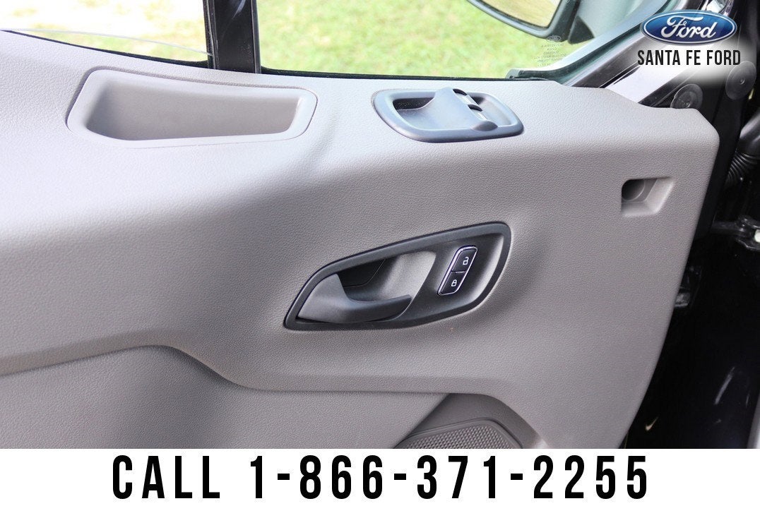 2024 Ford Transit Passenger Wagon Base