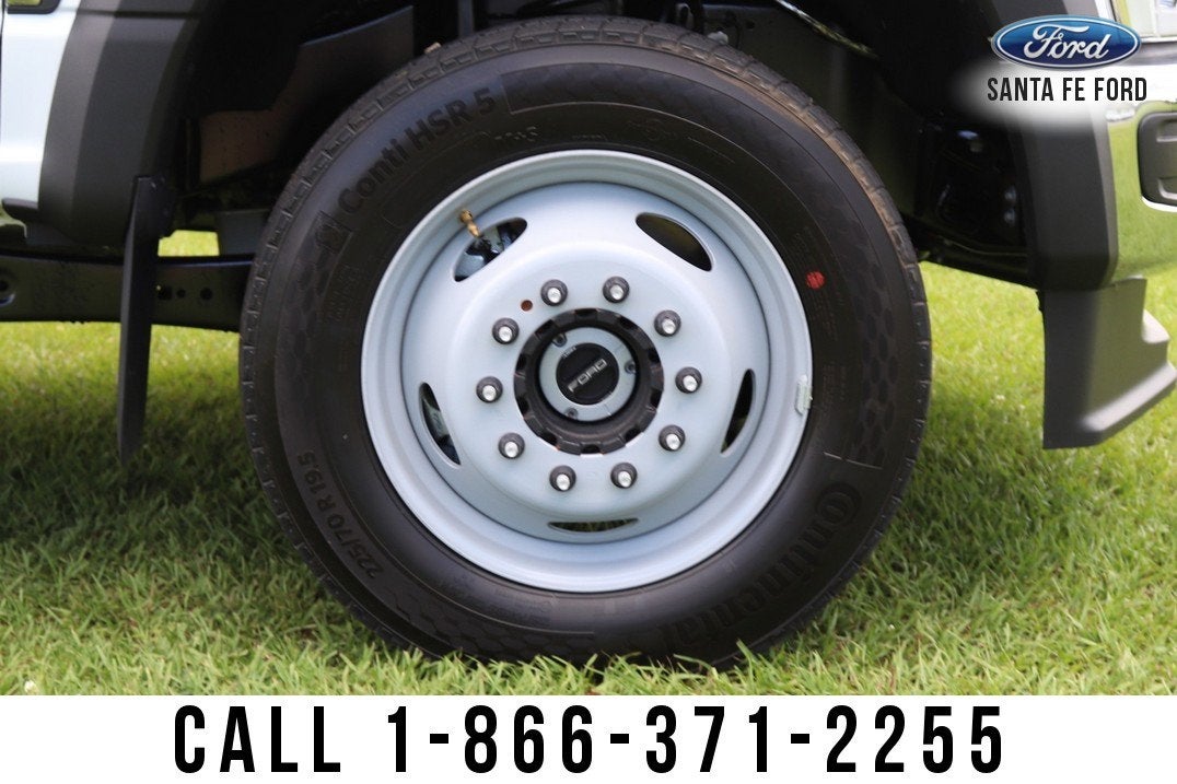 2025 Ford Super Duty F-450 DRW XL