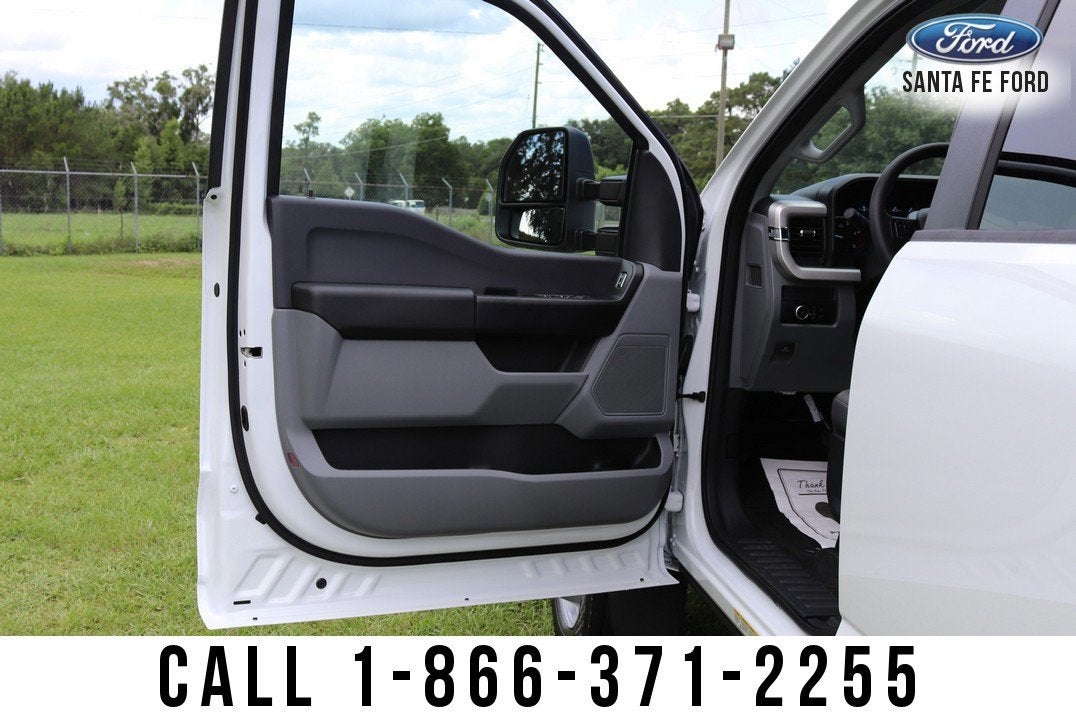 2025 Ford Super Duty F-450 DRW XL