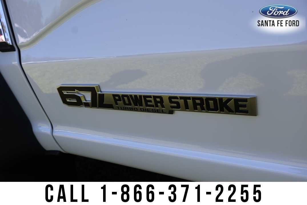 2027 Ford Super Duty F-450 DRW Base