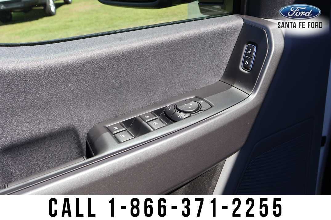 2027 Ford Super Duty F-450 DRW Base