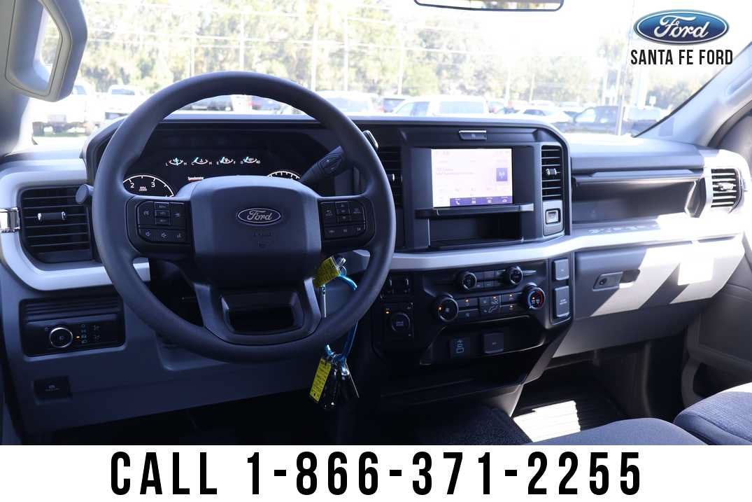 2027 Ford Super Duty F-450 DRW Base
