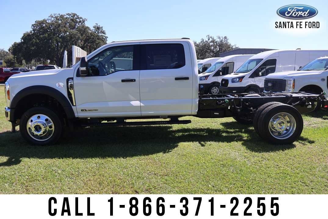 2027 Ford Super Duty F-450 DRW Base