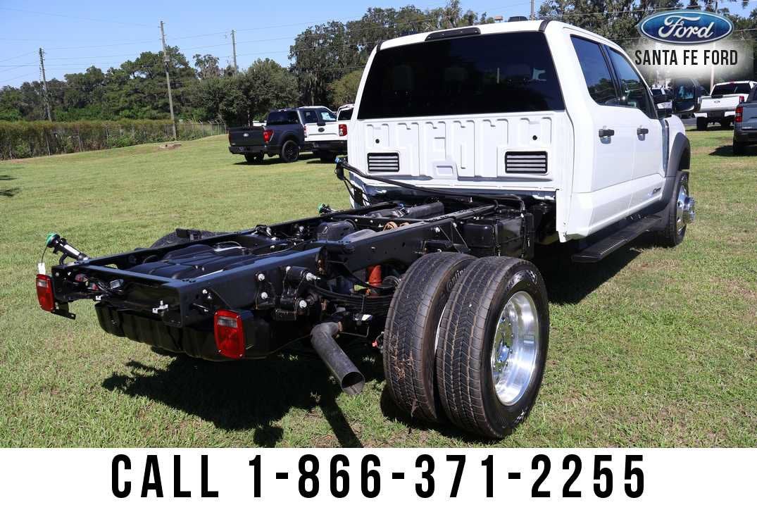 2027 Ford Super Duty F-450 DRW Base