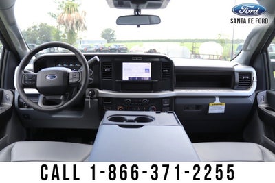 2025 Ford Super Duty F-550 DRW XL