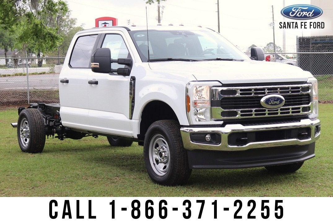 2025 Ford Super Duty F-350 SRW XL