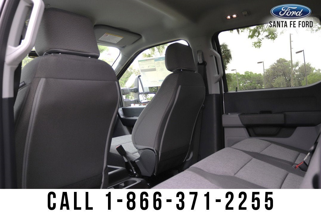 2025 Ford Super Duty F-350 SRW XL