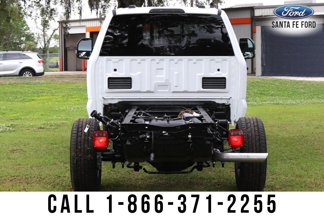 2025 Ford Super Duty F-350 SRW XL