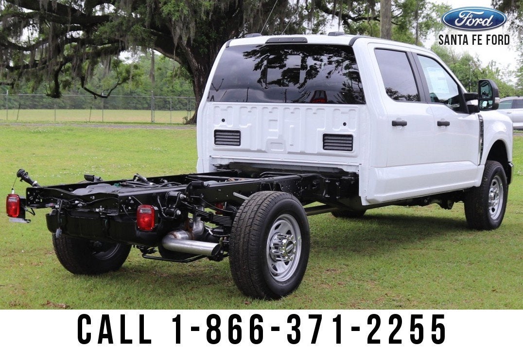 2025 Ford Super Duty F-350 SRW XL