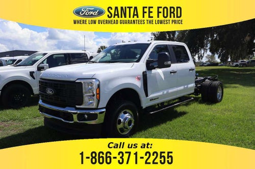 2027 Ford Super Duty F-350 DRW F-350® XL