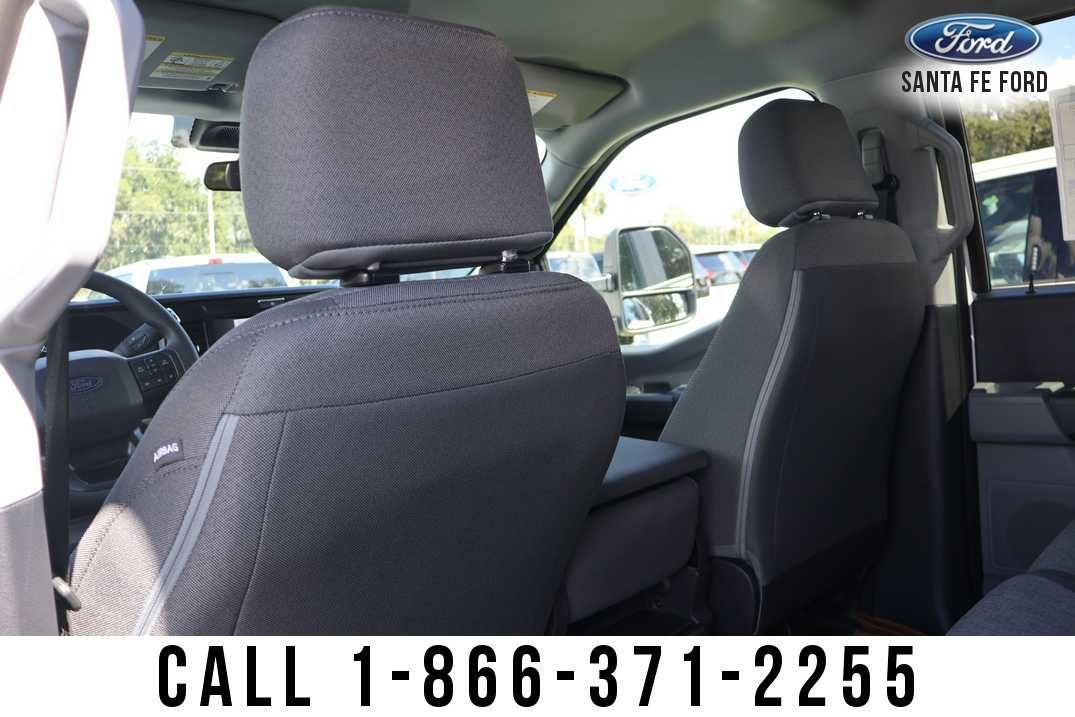 2027 Ford Super Duty F-350 DRW F-350® XL