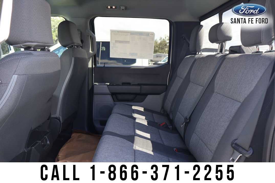 2027 Ford Super Duty F-350 DRW F-350® XL