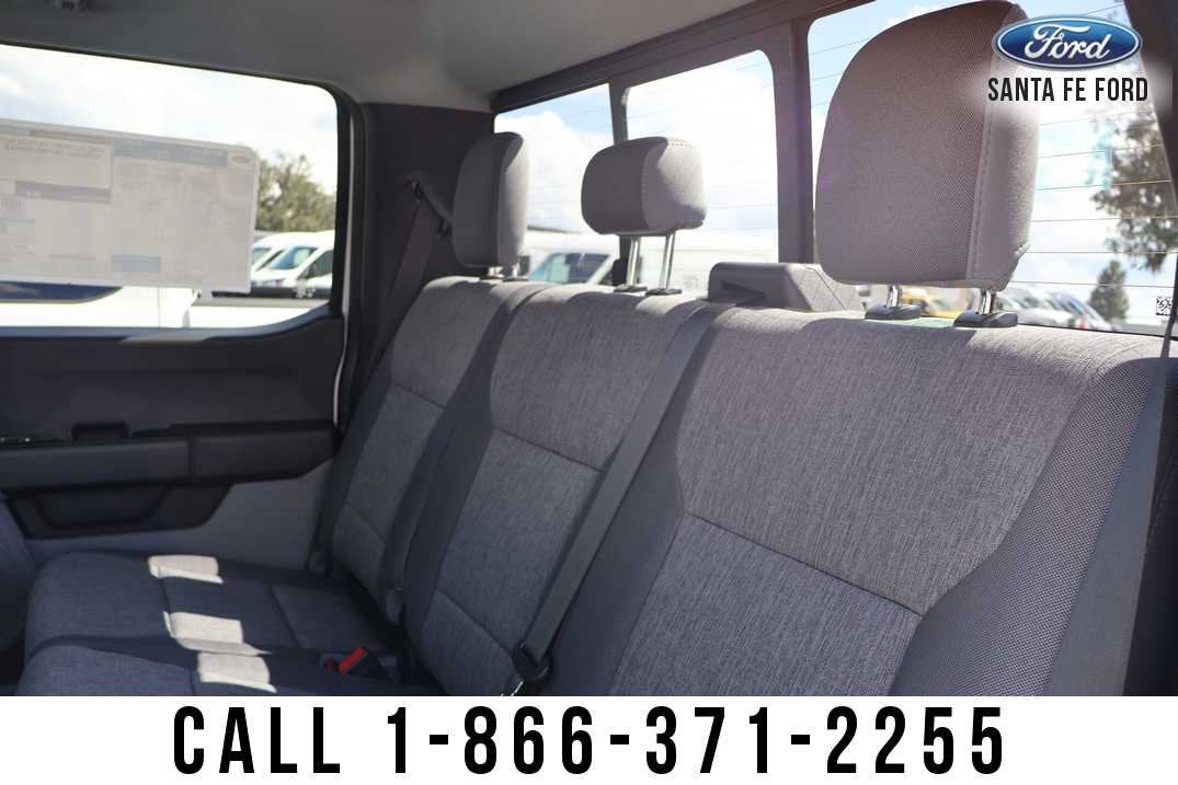 2027 Ford Super Duty F-350 DRW F-350® XL
