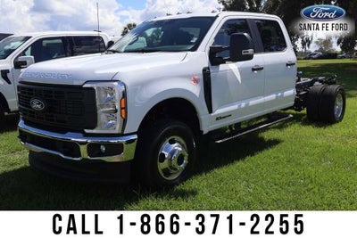 2027 Ford Super Duty F-350 DRW F-350® XL