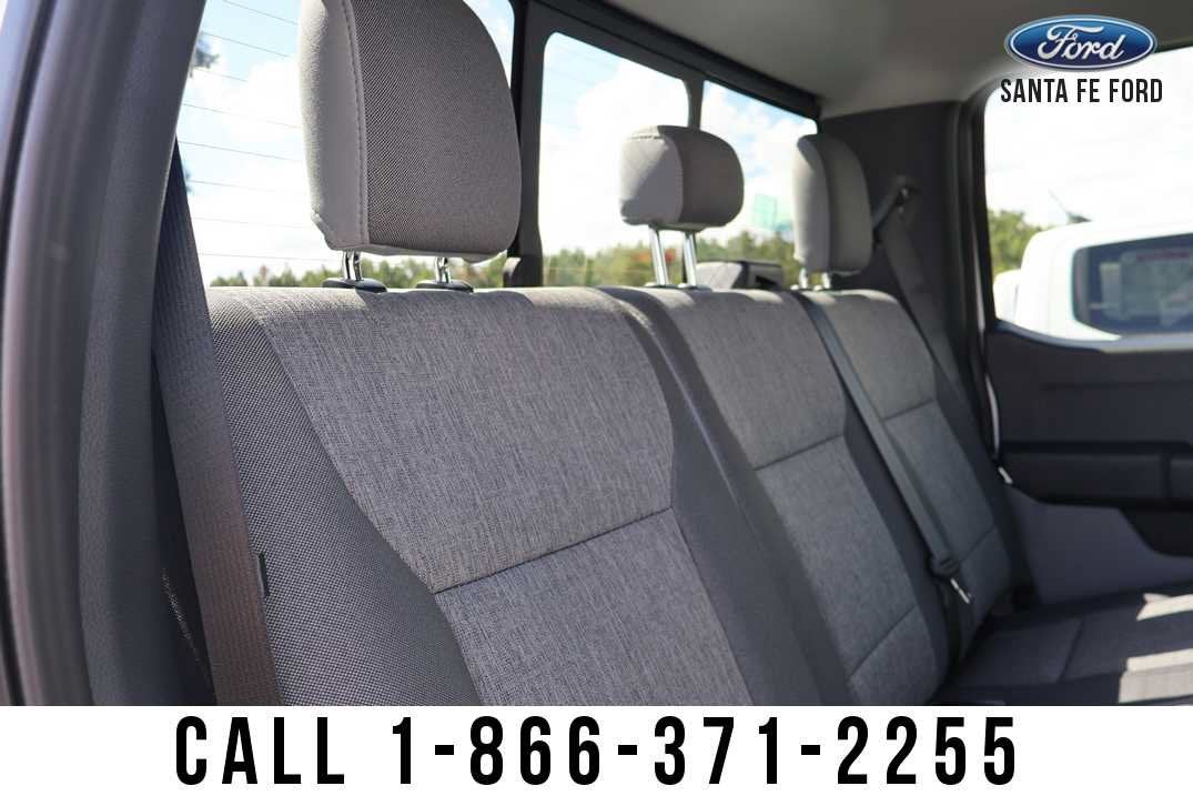 2027 Ford Super Duty F-350 DRW F-350® XL