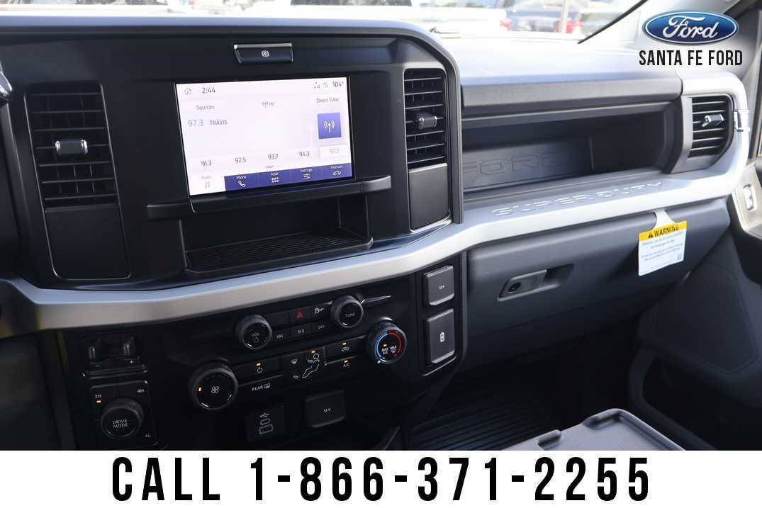 2027 Ford Super Duty F-350 DRW F-350® XL