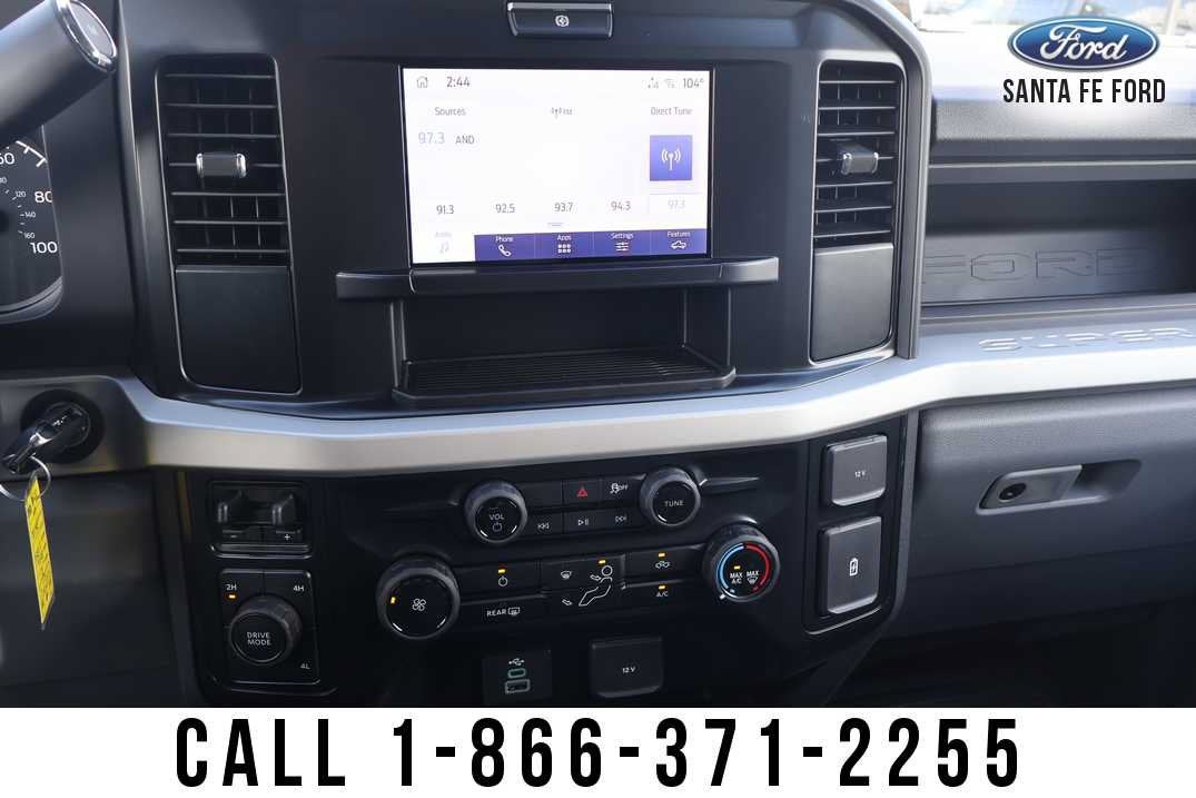 2027 Ford Super Duty F-350 DRW F-350® XL