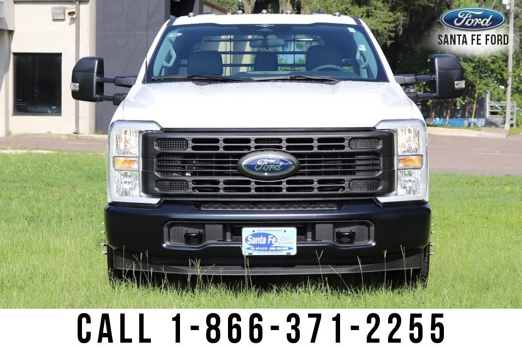2023 Ford Super Duty F-350 DRW XL