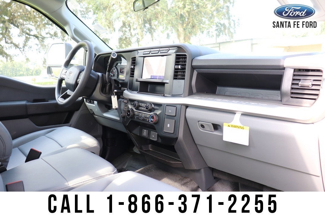 2023 Ford Super Duty F-350 DRW XL