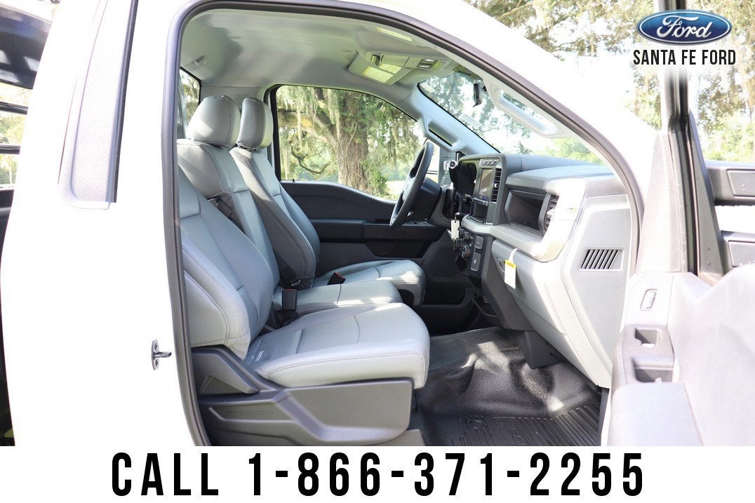 2023 Ford Super Duty F-350 DRW XL