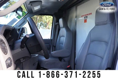 2023 Ford E-Series Cutaway Base