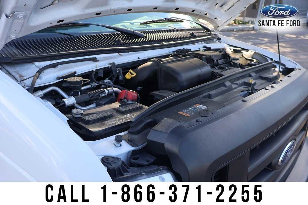 2023 Ford E-Series Cutaway Base