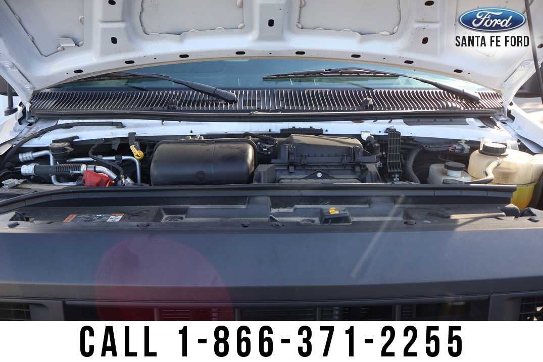 2023 Ford E-Series Cutaway Base