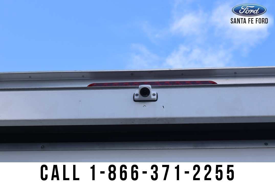 2023 Ford E-Series Cutaway Base