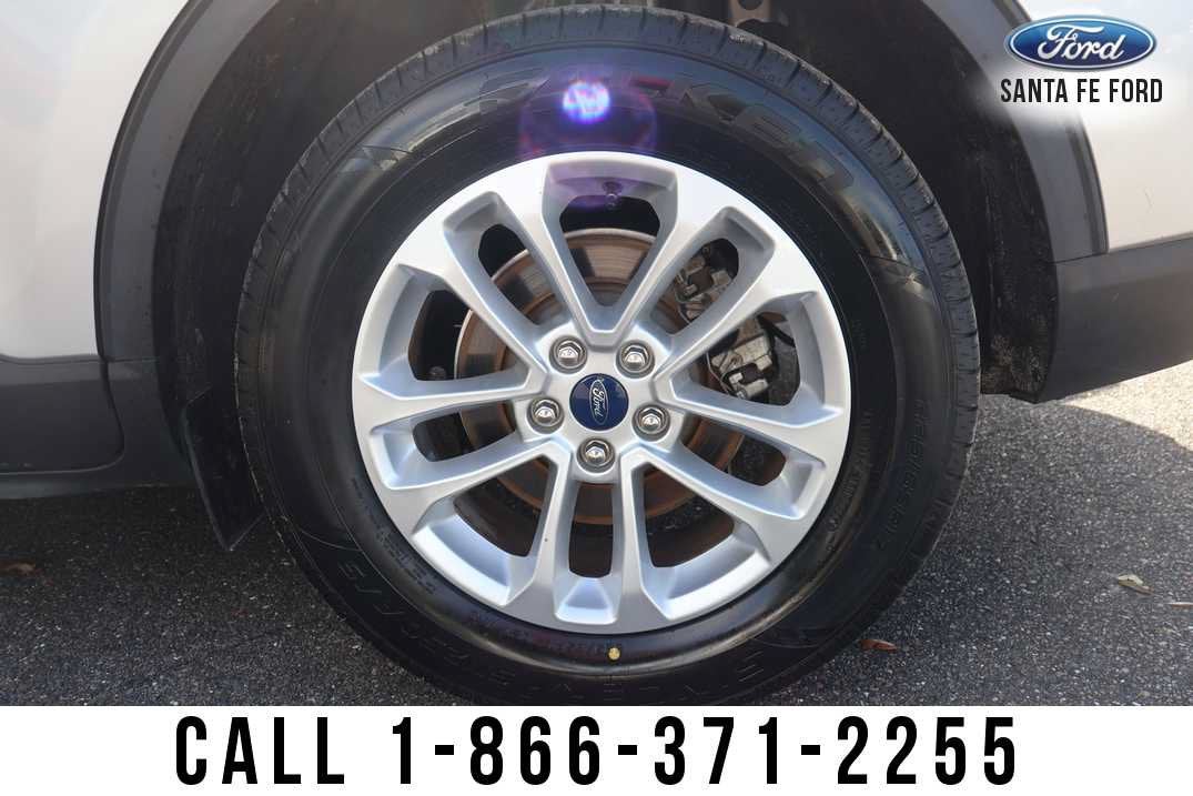2020 Ford Escape SE