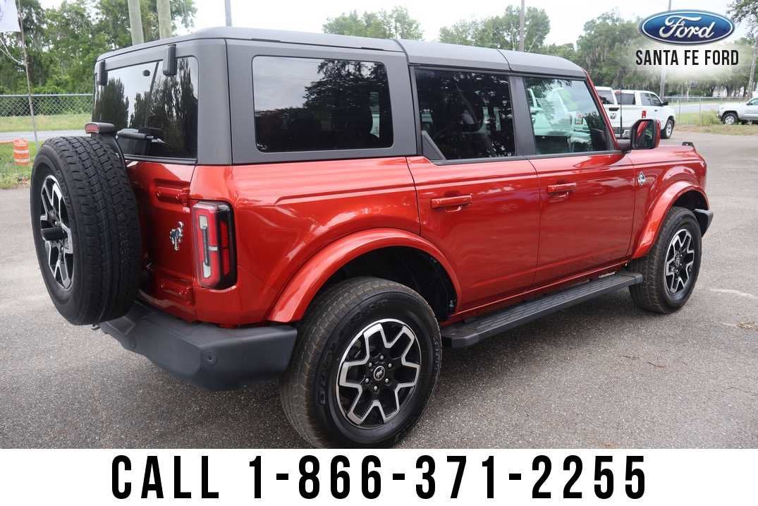 2022 Ford Bronco Outer Banks