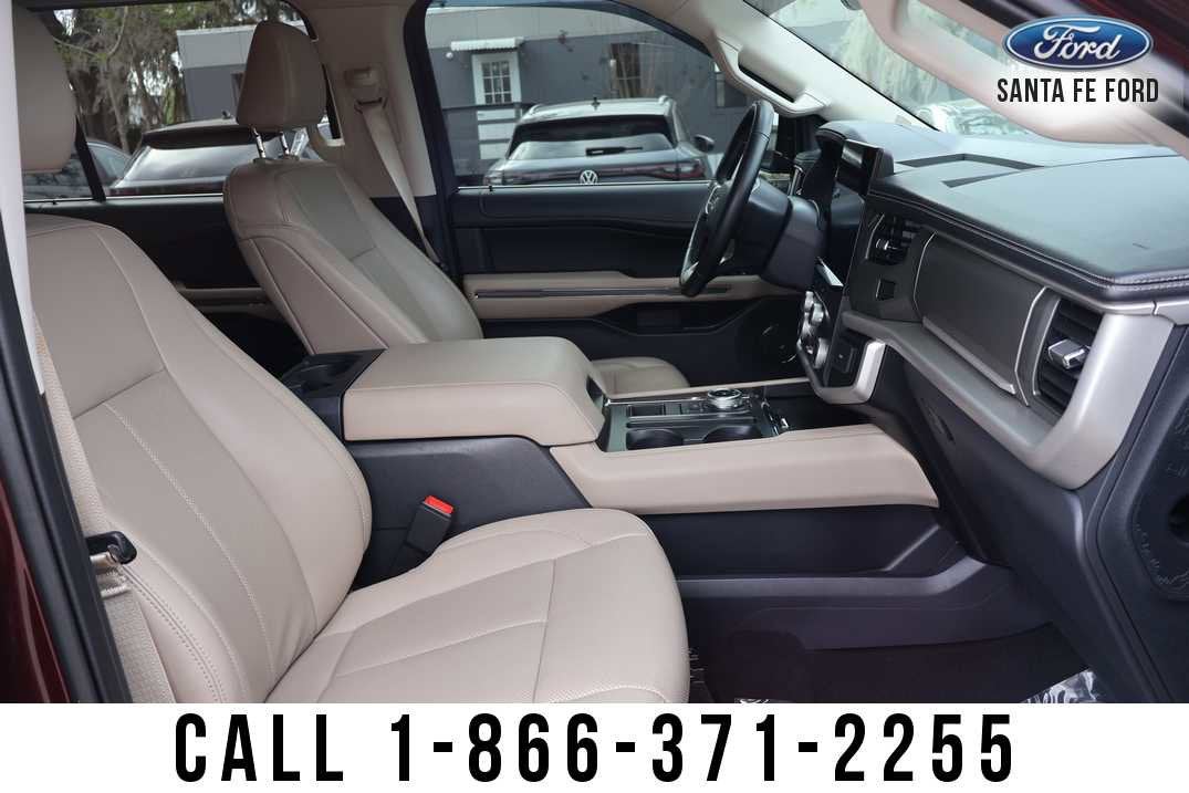 2024 Ford Expedition XLT