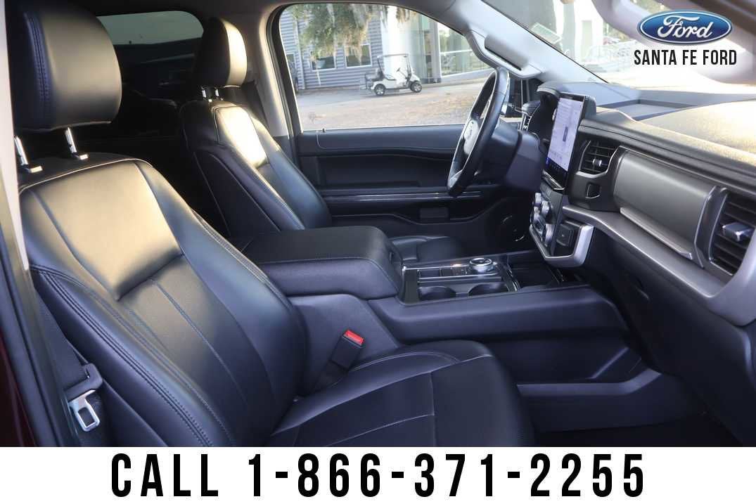 2024 Ford Expedition XLT