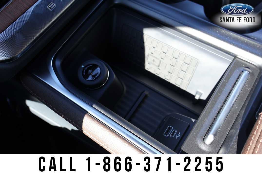 2025 Ford Expedition King Ranch