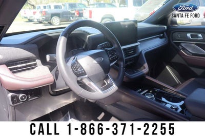 2025 Ford Explorer Platinum