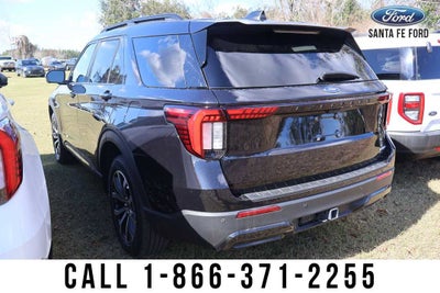 2025 Ford Explorer ST-Line