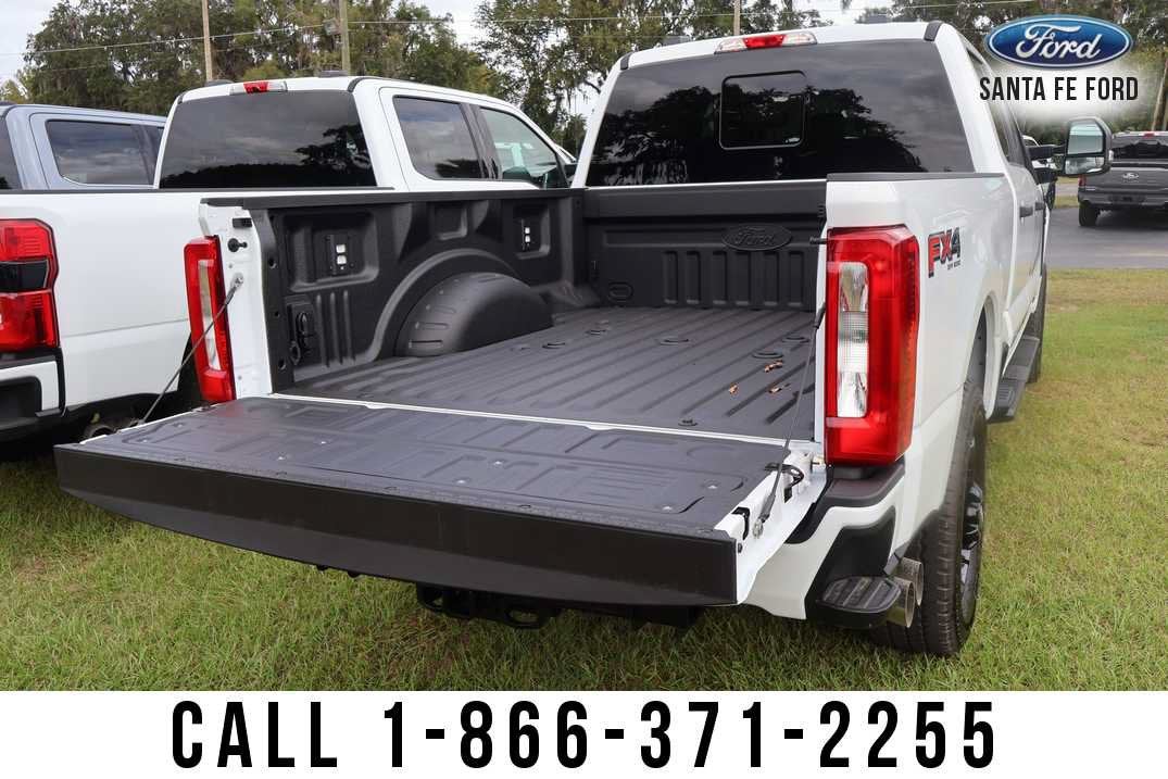 2027 Ford Super Duty F-250 SRW Base