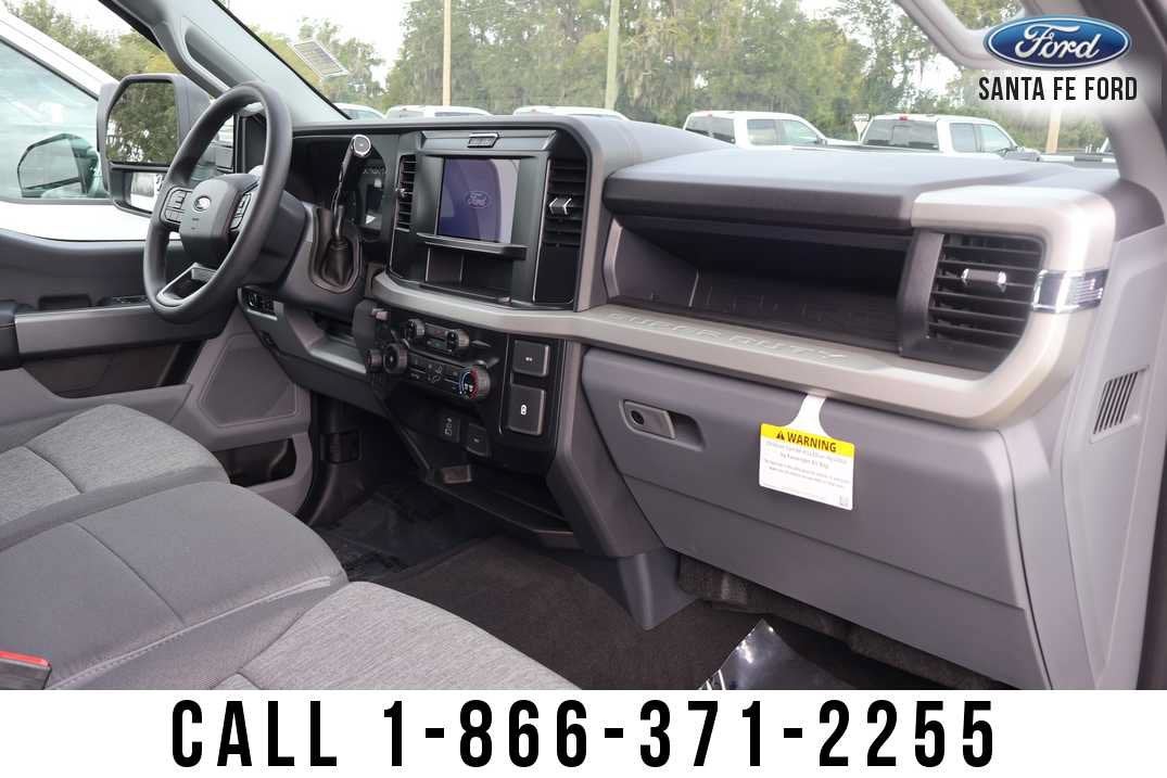 2027 Ford Super Duty F-250 SRW Base